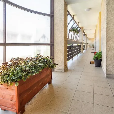 Lesna, Sun & Snow Hel