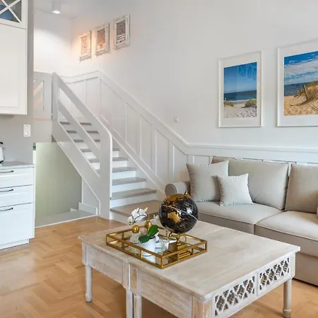 Lesna, Sun & Snow Daire *