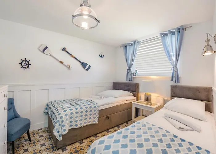 Lesna, Sun & Snow * Хель